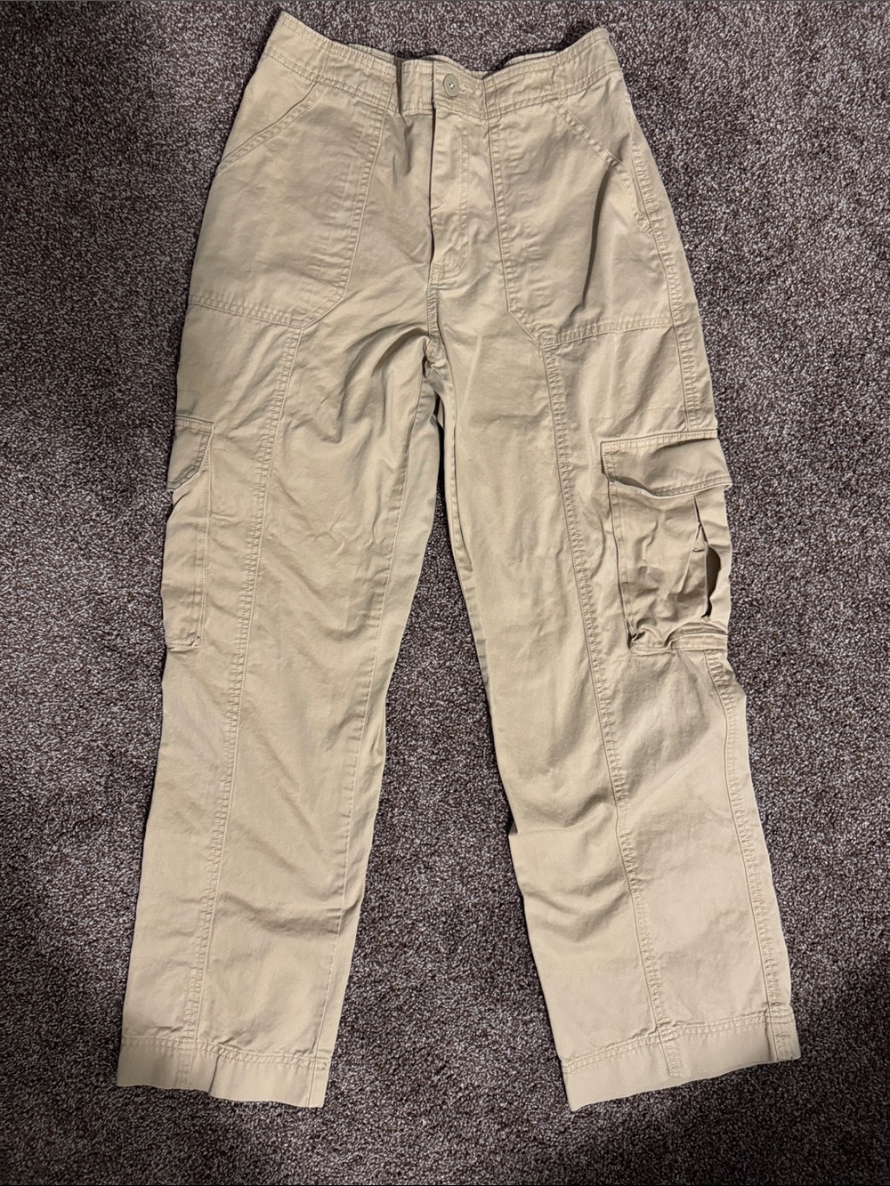 Abercrombie & Fitch Women's Cargo Trousers in Khaki